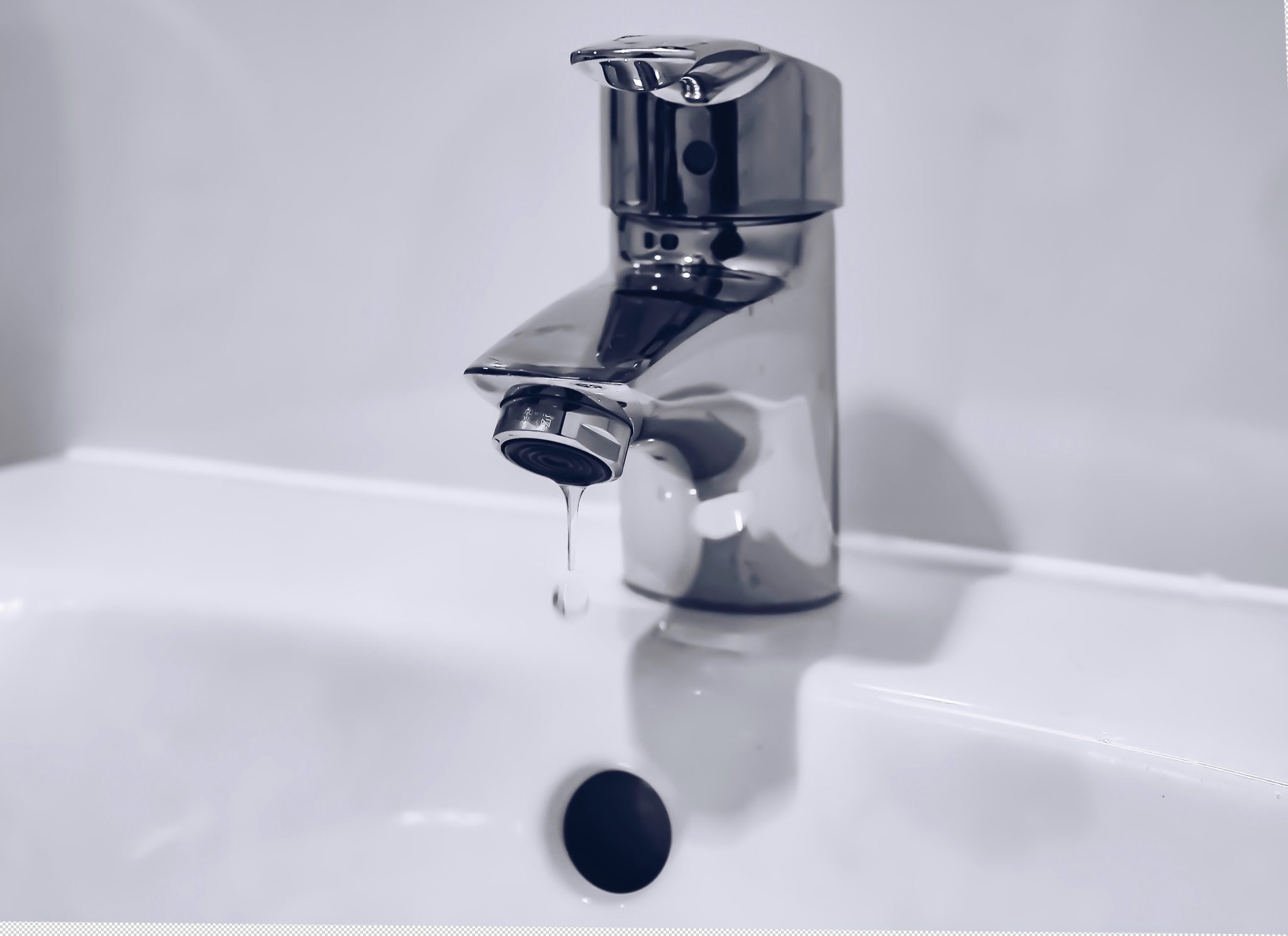 You are currently viewing How to fix a leaking tap
